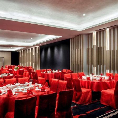 Pullman Miri Waterfront Hotel Exterior photo The ballroom