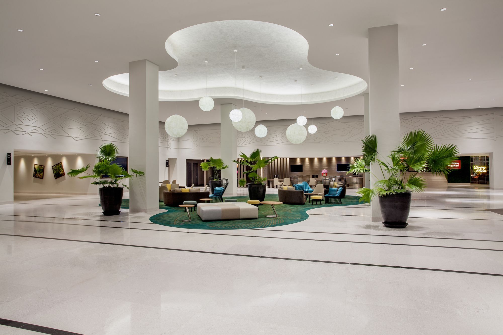 Pullman Miri Waterfront Hotel Exterior photo Lobby
