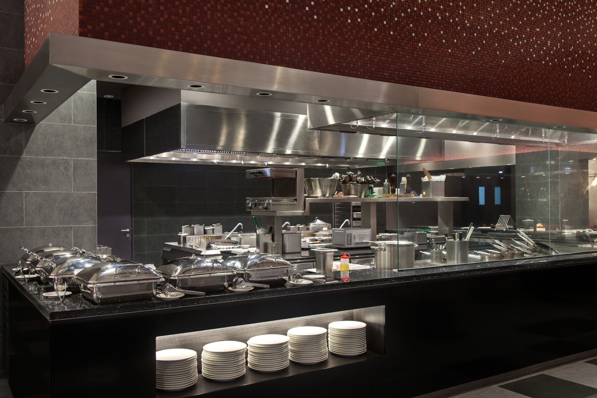 Pullman Miri Waterfront Hotel Exterior photo A buffet at a restaurant